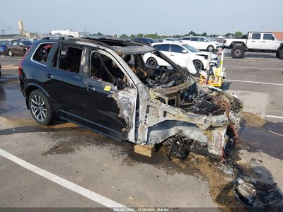 YV4A22PK2J1****** 2018 Volvo XC90