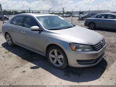 1VWBP7A35DC****** 2013 Volkswagen Passat
