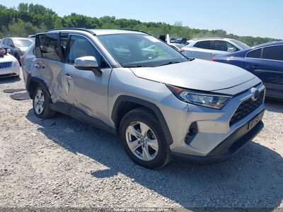 2T3W1RFVXKW****** 2019 Toyota RAV4