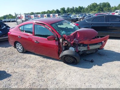 3N1CN7AP7KL****** 2019 Nissan Versa