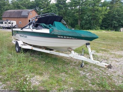1997 MasterCraft 20'