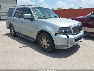2005 Lincoln Navigator