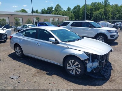 2020 Nissan Altima