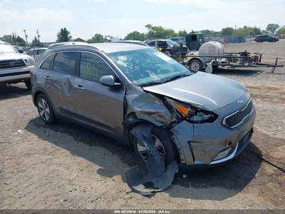 KNDCB3LC6J5****** 2018 Kia Niro