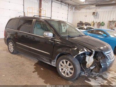 2013 Chrysler Town & Country