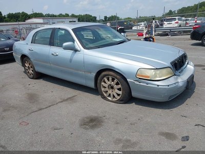 1LNHM82V86Y****** 2006 Lincoln Town Car