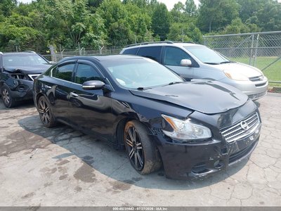 2010 Nissan Maxima