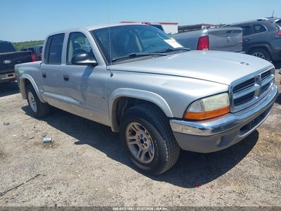 1B7HL48X42S****** 2002 Dodge Dakota