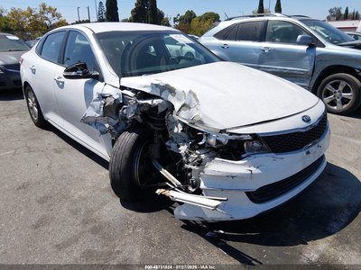 5XXGT4L33HG****** 2017 Kia Optima
