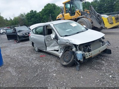 3N1CN7AP8KL****** 2019 Nissan Versa