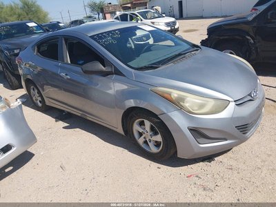 5NPDH4AE3FH****** 2015 Hyundai Elantra