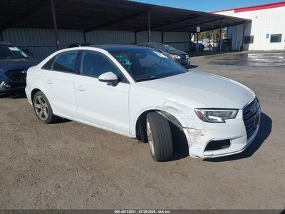WAUAUGFF4H1****** 2017 Audi A3