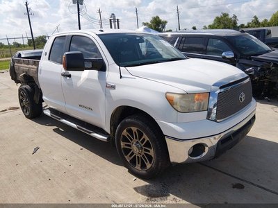 5TFRY5F18DX****** 2013 Toyota Tundra