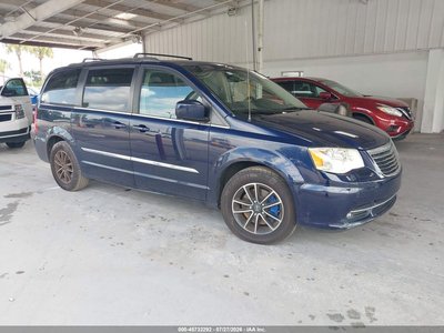 2014 Chrysler Town & Country