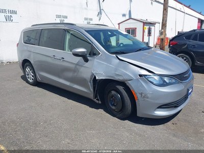 2C4RC1DG1LR****** 2020 Chrysler Voyager
