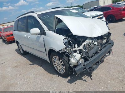 5TDZK22CX8S****** 2008 Toyota Sienna