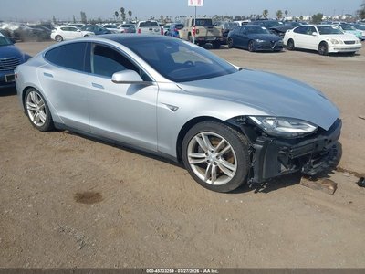 5YJSA1E21GF****** 2016 Tesla Model S