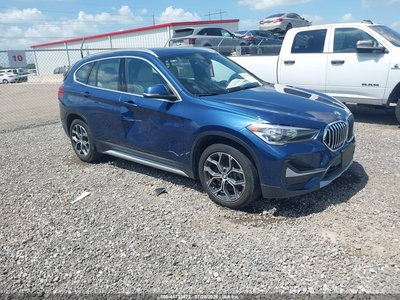 WBXJG9C06M5****** 2021 BMW X1