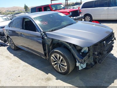 1HGCV3F99LA****** 2020 Honda Accord Hybrid