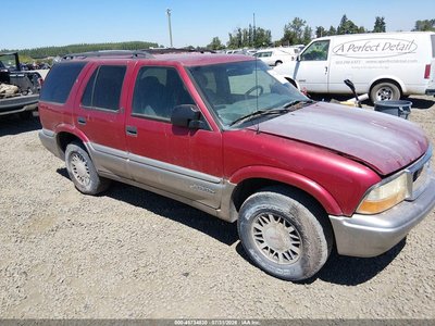 1GKDT13W2Y2****** 2000 GMC Jimmy