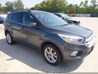 1FMCU0GD7JU****** 2018 Ford Escape