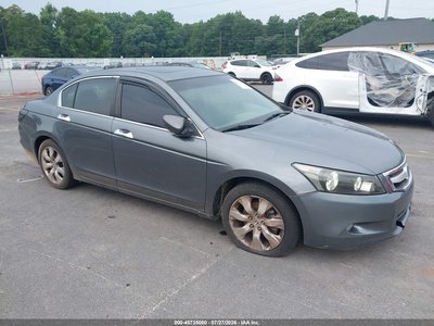 1HGCP36818A****** 2008 Honda Accord