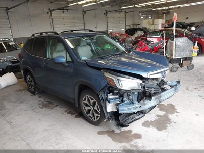 JF2SKAGC7KH****** 2019 Subaru Forester