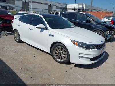 5XXGU4L38JG****** 2018 Kia Optima