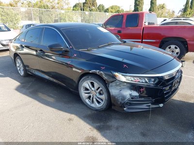 1HGCV1F17JA****** 2018 Honda Accord