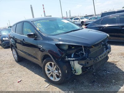 1FMCU9GD1KU****** 2019 Ford Escape