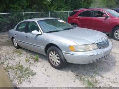 1LNHM97V0YY****** 2000 Lincoln Continental