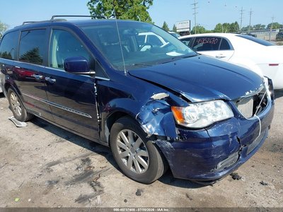 2016 Chrysler Town & Country