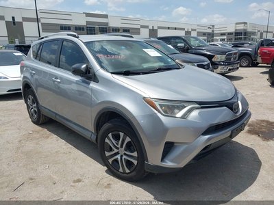 2T3ZFREV4JW****** 2018 Toyota RAV4