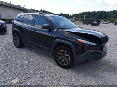 1C4PJMBS4FW****** 2015 Jeep Cherokee