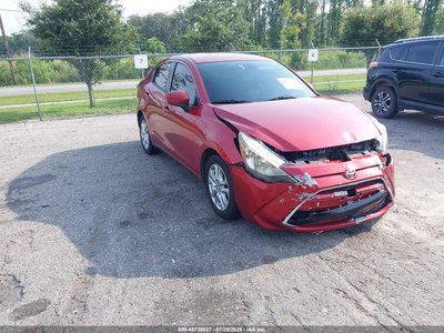 2017 Toyota Yaris
