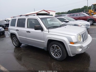 1J8FF48WX8D****** 2008 Jeep Patriot