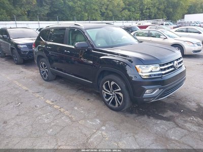 1V2MR2CA0JC****** 2018 Volkswagen Atlas