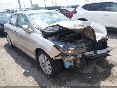 1HGCR2F84EA****** 2014 Honda Accord