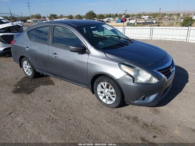 3N1CN7AP6HL****** 2017 Nissan Versa
