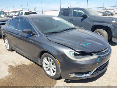 2015 Chrysler 200