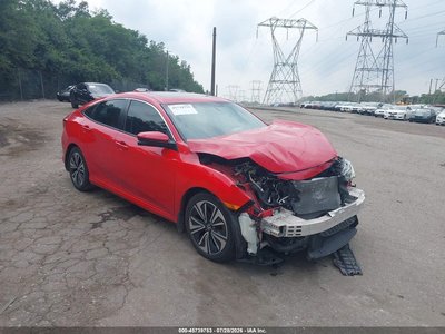 2HGFC1E38HH****** 2017 Honda Civic