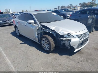 JTHBK1GG1F2****** 2015 Lexus ES