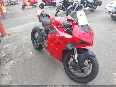 ZDMDAGWW1RB****** 2024 Ducati Panigale