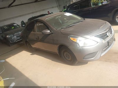 3N1CN7AP8JL****** 2018 Nissan Versa