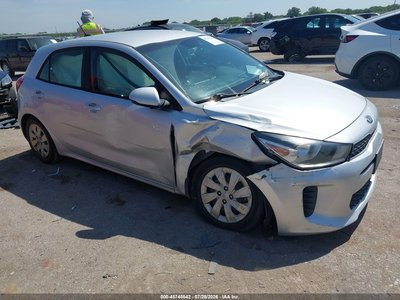3KPA25AB9JE****** 2018 Kia Rio
