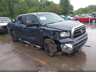 5TFEY5F15AX****** 2010 Toyota Tundra