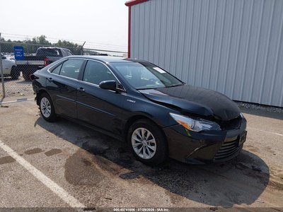2016 Toyota Camry Hybrid