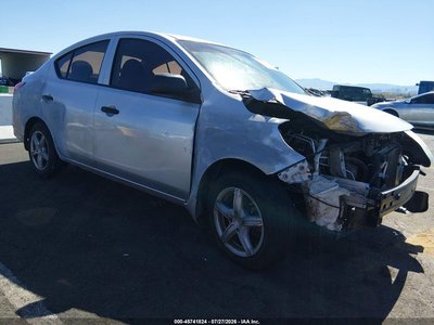 2015 Nissan Versa