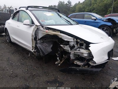 5YJ3E1EAXLF****** 2020 Tesla Model 3
