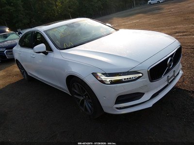 2018 Volvo S90